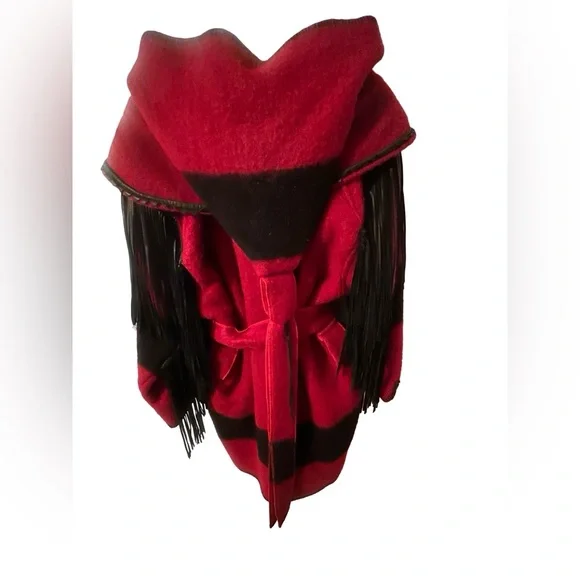 Early’s Witney Point Castillo Designs Santa Fe Hooded Wool Fringe Coat - Picture 5 of 10